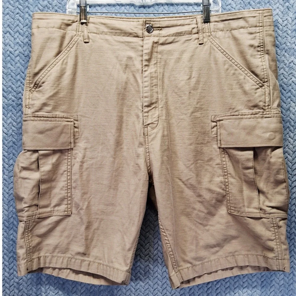 Levi Strauss Mens Tan Khaki Ripstop Cargo Shorts Size 42 Utility Work Dadcore